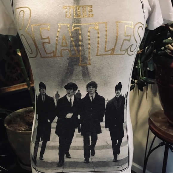 Beatles metallic font graphic T-shirt band tee - Picture 2 of 6